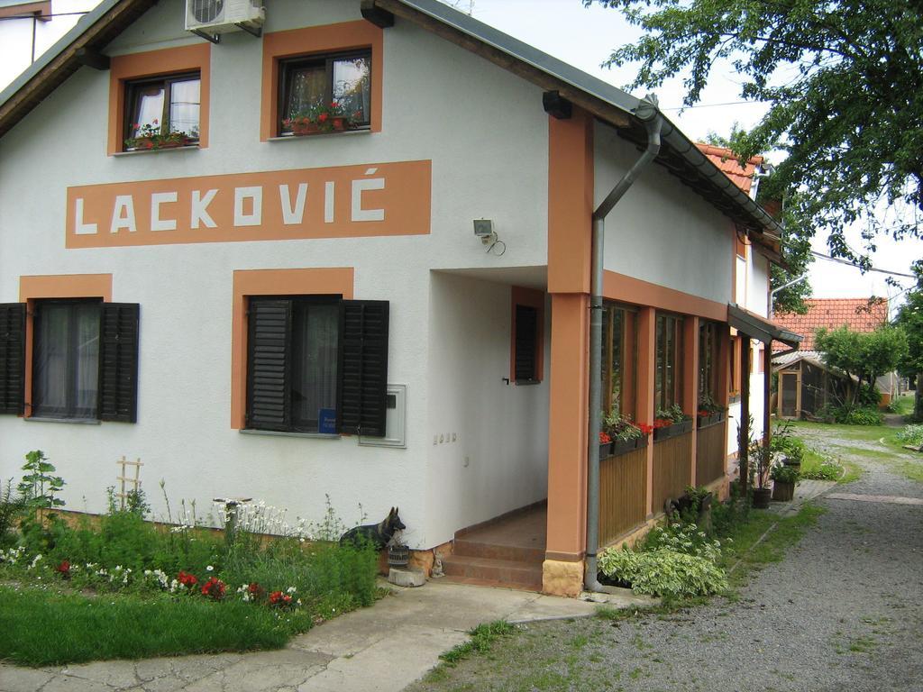 Farm Stay Lackovic Bilje Extérieur photo